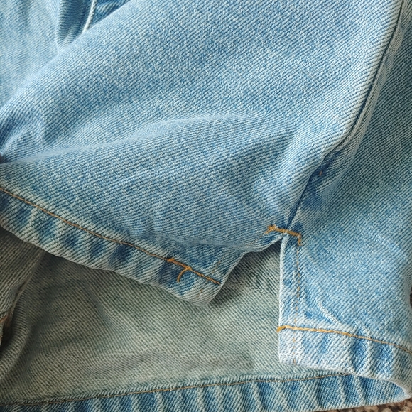 Vintage y2k Levi's Denim 100% Cotton mom shorts size XS/S - Picture 4 of 4